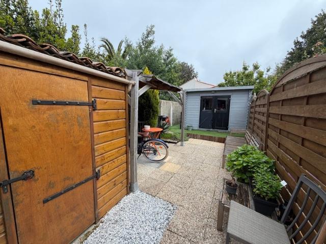 Maison à vendre 3 pièces entre centre ville et plage à NOIRMOUTIER 85330