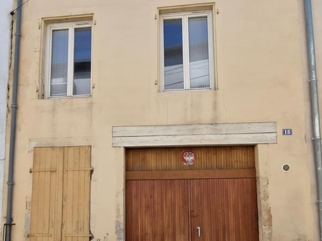 MAISON à vendre 3 pièces TOUL 54 MAISON de ville avec COUR, GARAGE et CAVE 2 habitations