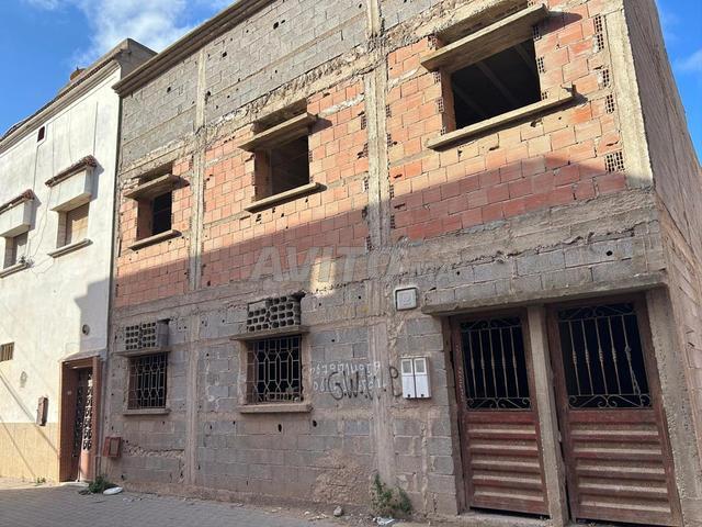 Maison à vendre 100 m2, semi finie RC plus 1