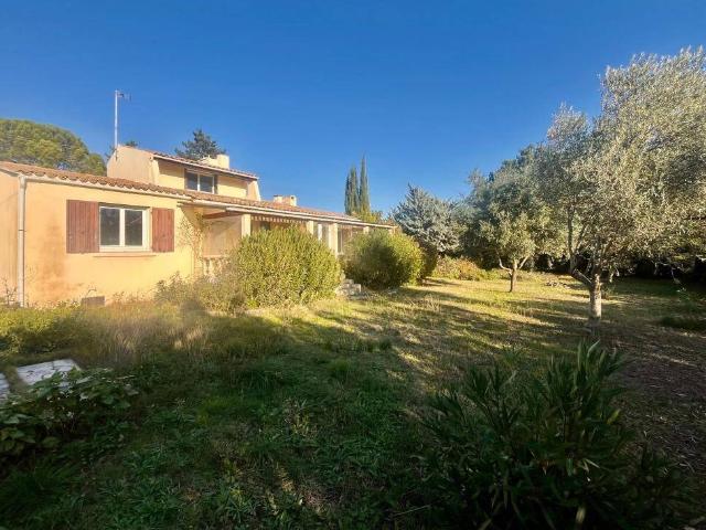 Maison À Vendre 10 minutes d'Uzès