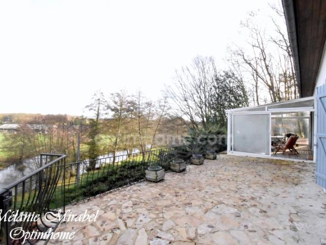 Maison à vendre 10 pièces LE SACQ 27