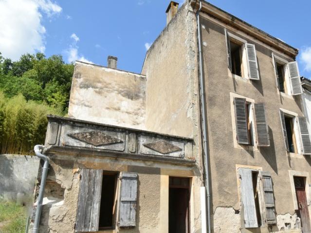 Maison à vendre 10 pièces PORT SAINTE MARIE 47 GRANDES FAMILLES OU INVESTISSEURS