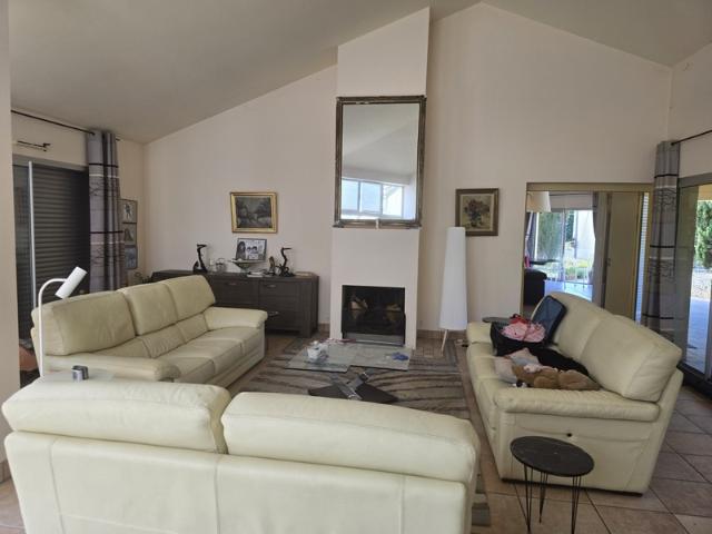 Maison à vendre 10 pièces TALMONT SAINT HILAIRE 85