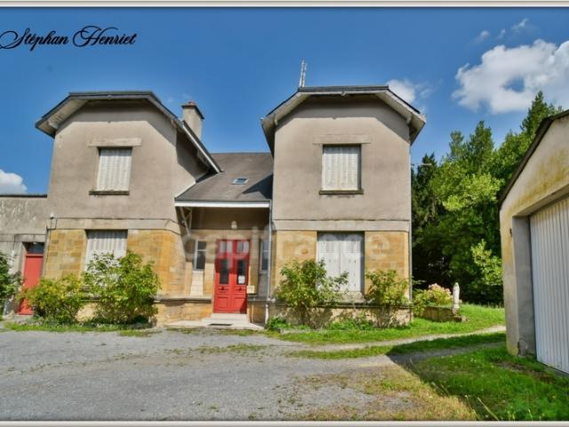 Maison à vendre 10 pièces VOUZIERS 08