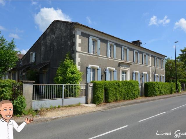 Maison à vendre 11 pièces 6 chambres sur la commune de LE FLEIX en Dordogne 24
