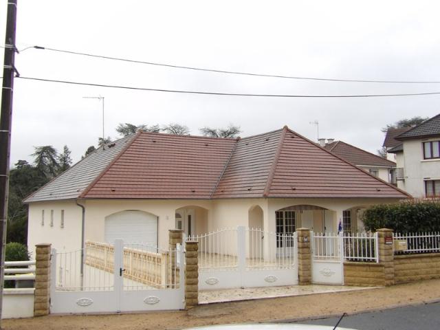 Maison à vendre 12 pièces NERIS LES BAINS 03