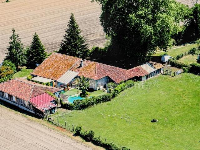 Maison à vendre 12 pièces Proche de Dax 40 407m² Dax
