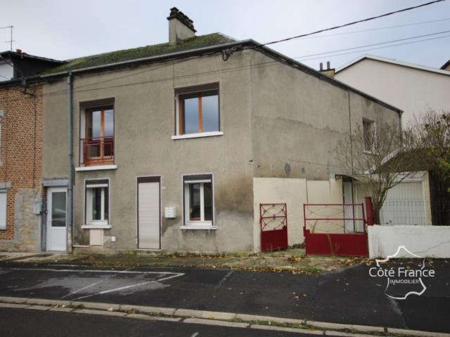 GIVET maison d'habitation 4 chambres, possibilité de séparer