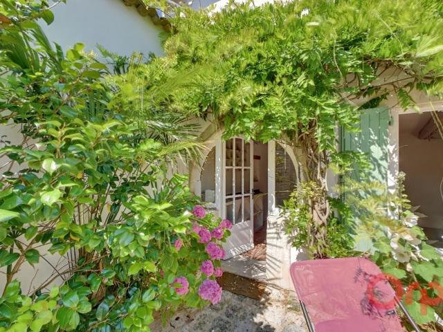 Maison intimiste avec beau cachet