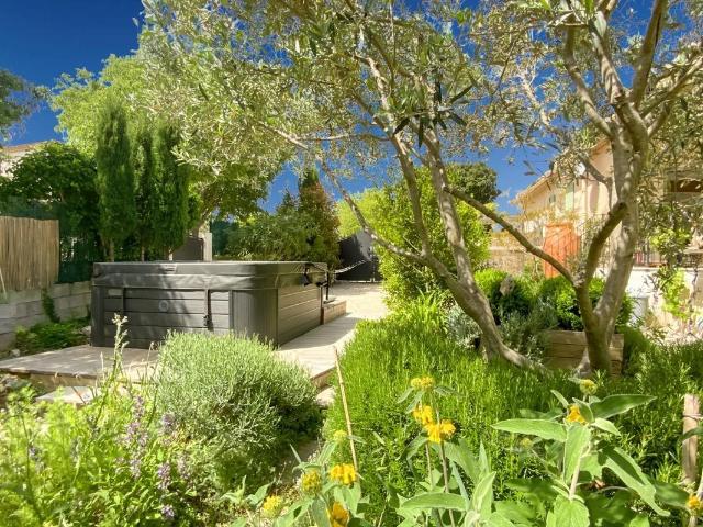 Maison À Vendre 143m² Uzès