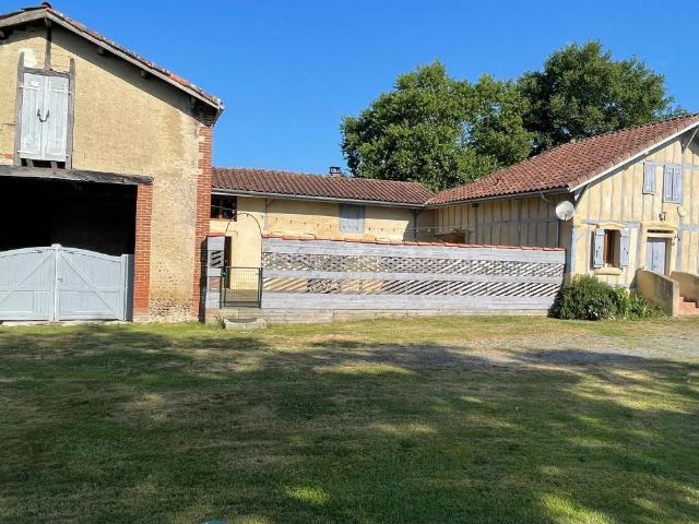 Maison À Vendre 151m² Aire sur l'Adour