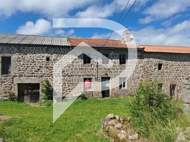 THORAS Corps de ferme 200 m2