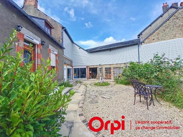 Maison À Vendre 165m² Trois Fonds