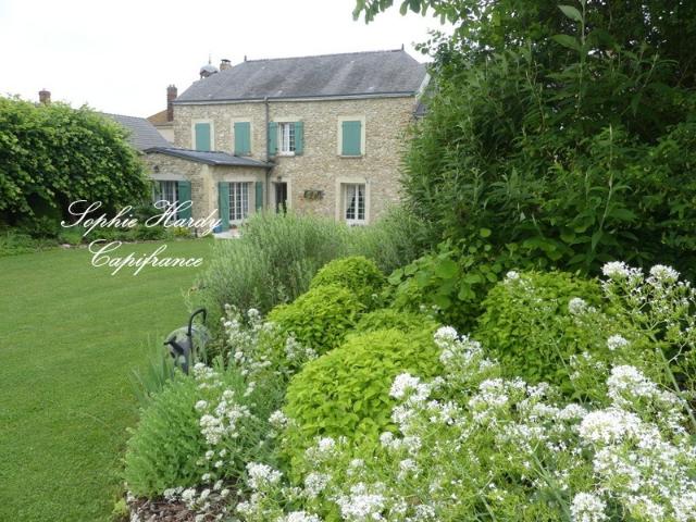 Maison à vendre 16 pièces ARCIS LE PONSART 51
