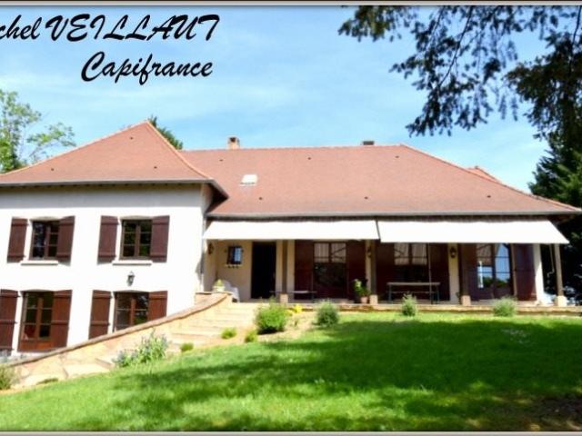 Maison à vendre 16 pièces Cronat 71, 6 chambres, triple ga. 365m² Cronat