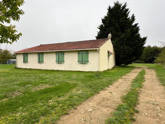 Maison/villa 4 pièces SOULIGNONNE