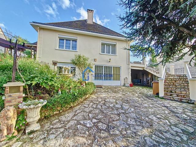 Maison Montigny Les Cormeilles 7 pièce s 141 m2