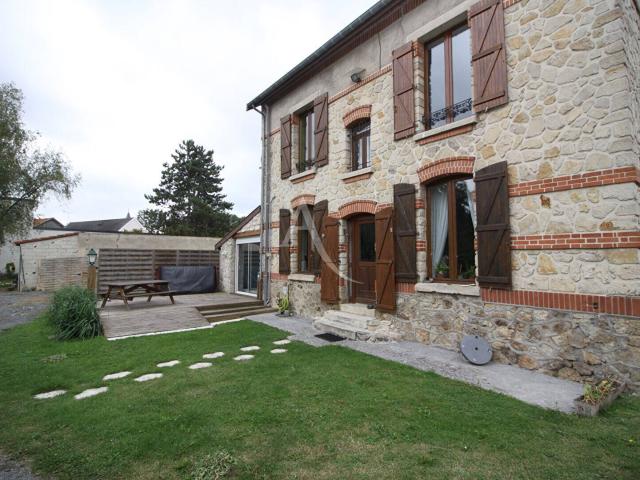 Maison Bourgogne 8 pièce s 220 m2