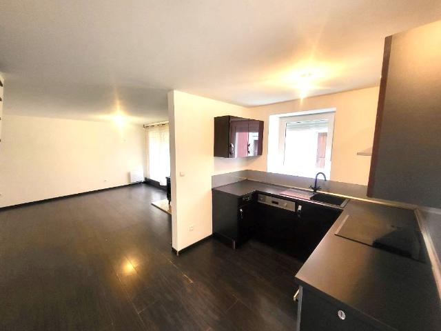 CHARMANTE MAISON F3 67 M²