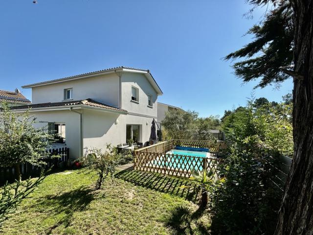 Maison 147 m2 Artigues Près Bordeaux