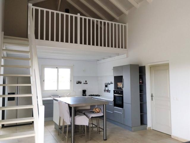 Jolie résidence de 4 logements F3 à 5 min du centre ville de St