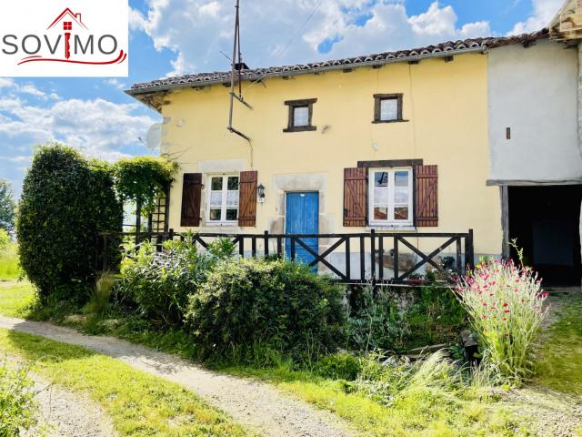 MAISON DE CAMPAGNE AVEC TERRASSE ET JARDIN SÉPARÉ