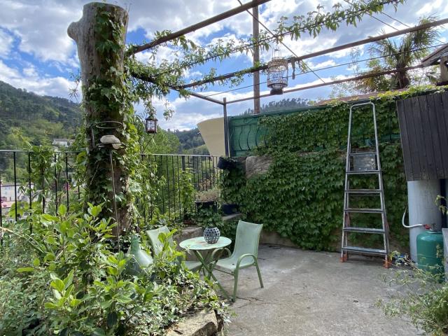 MAISON AVEC VUE SUR LE PARC REGIONAL DES CEVENNES + 50M2 TERRASS