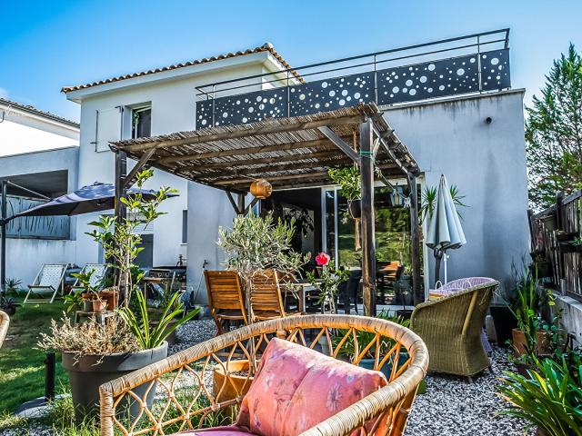 Maison Forcalqueiret 4 pièce s 96 m2 RÉCENTE ET PROCHE COMMO