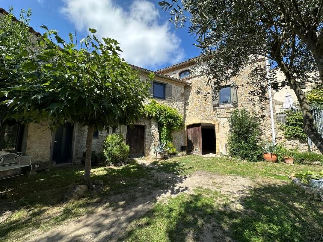 Maison À Vendre 206m² Gardie