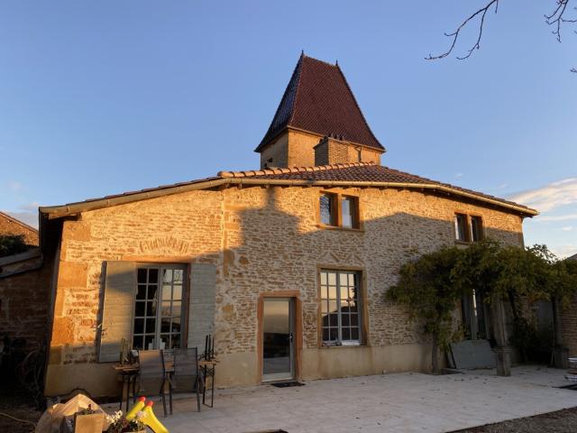 Maison de charme, 8 pièces, 235m2 POMMIERS