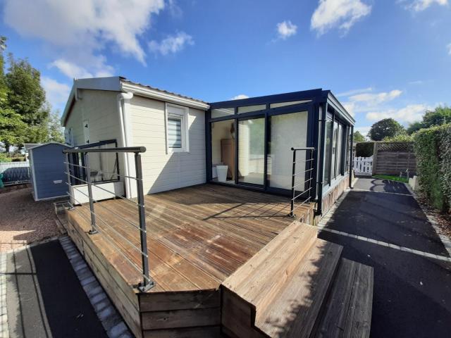 Chalet de 74m² dans PRL avec piscine