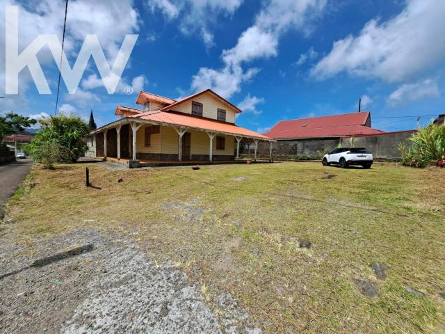 A VENDRE: Villa créole 5 pièces 297,45 m² au Morne Rouge