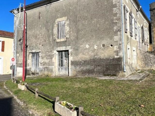 Maison à rénover 77000? euros