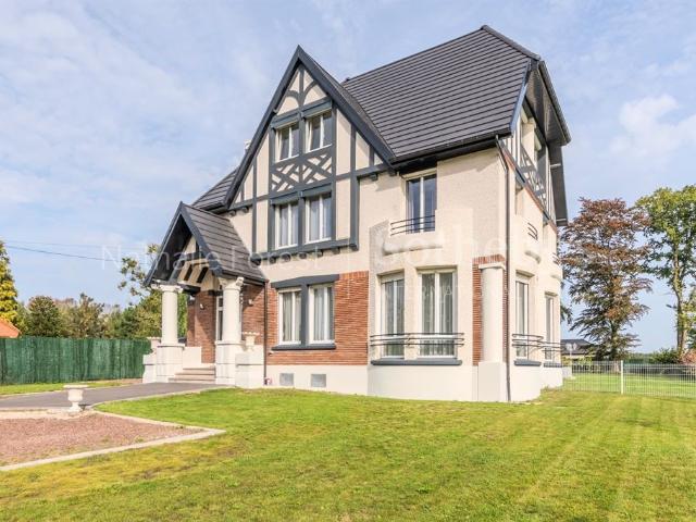 Orchies Magnifique maison de Maitre 9 pièces Grand Jardin