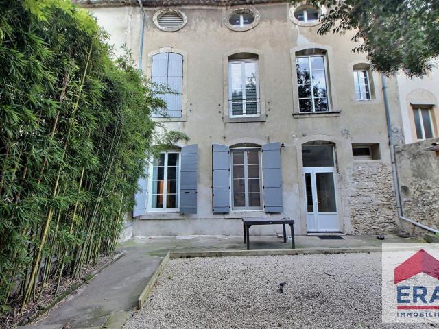 Maison de ville 7 pièces 260 m² à Bollène
