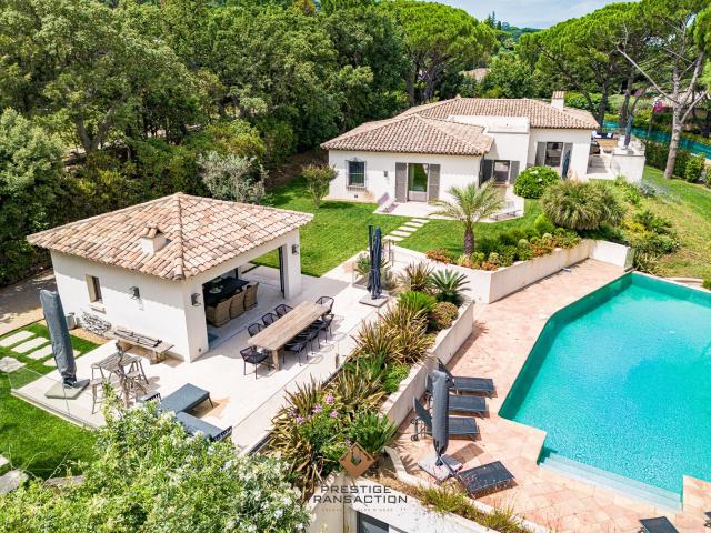 SAINT TROPEZ: Villa de luxe à l'entrée de Saint Tropez