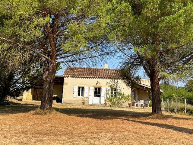 Maison à vendre 2 pièces avec piscine BAZIAN 32