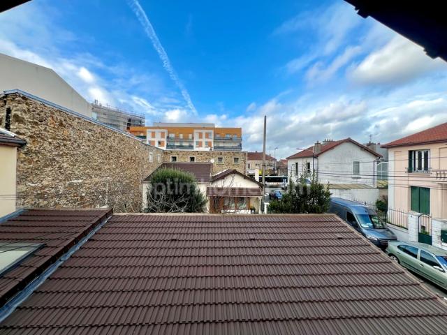 Maison à vendre 2 pièces DRANCY 93 sans charge, proche tramway/métro ligne 5 et futur ligne 15
