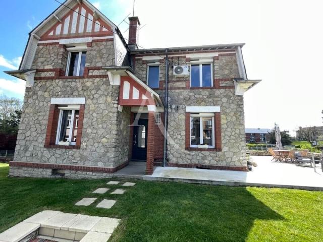 Maison Bourgeoise de 150m² en plein coeur de Gournay en Bray
