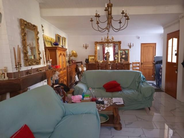 Rare maison de famille à 2 pas de la plage avec cour et garage