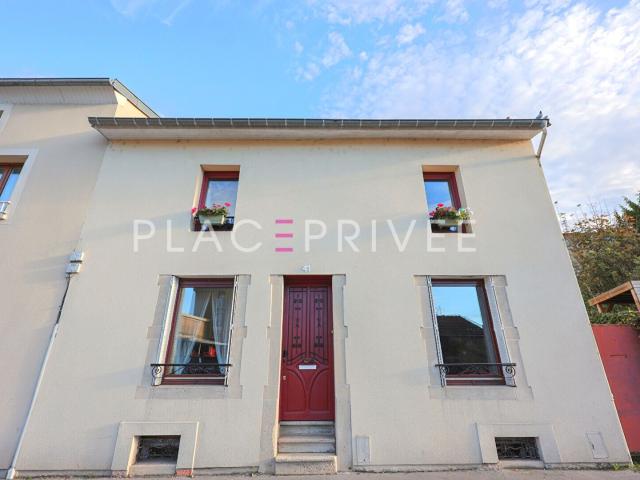 Maison avec terrasse