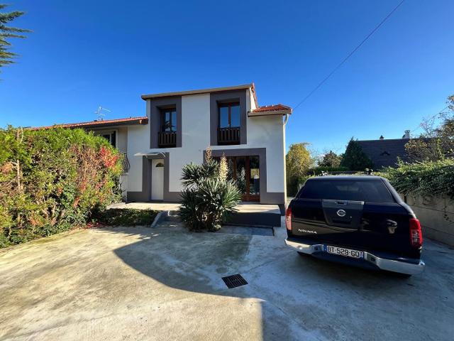 Charmante maison avec dépendance Cormeilles en Parisis