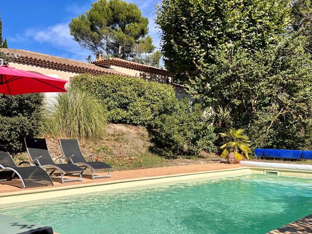 Rare à la Vente Villa Puyricard sur 4 000m2 de terrain