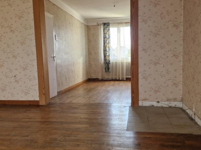 Maison à vendre 7 pièces GRACES 22