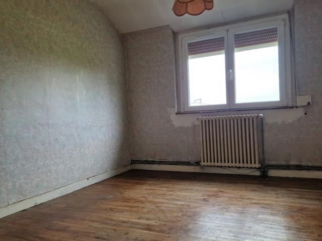 Maison à vendre 7 pièces GRACES 22