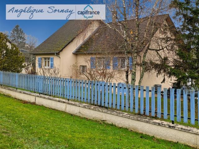 Maison à vendre 7 pièces MONTAIN 39