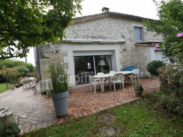 Maison 4 chambres, piscine, garage, séchoir à MARMANDE 47