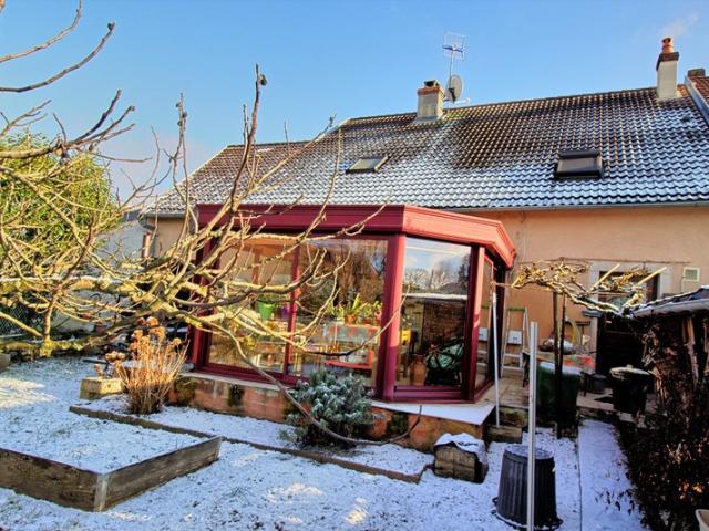 Maison à vendre 7 pièces à 10 minutes du centre ville de Dole 39
