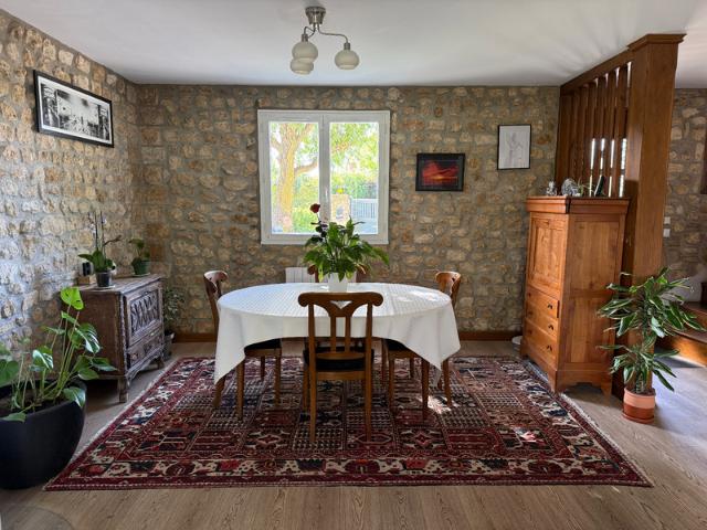 Maison à vendre 7 pièces proche de MARINES 95