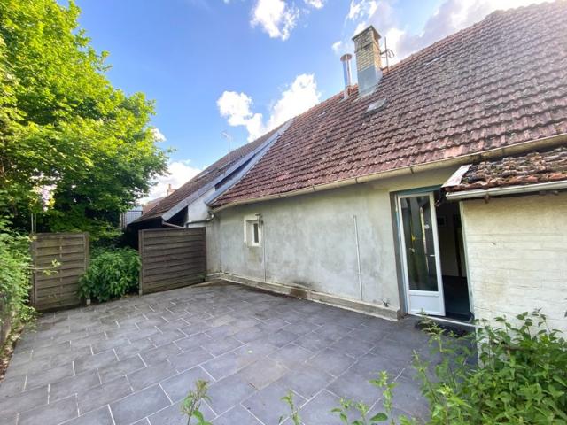 Maison à vendre 7 pièces proche de DAMPIERRE LES BOIS 25